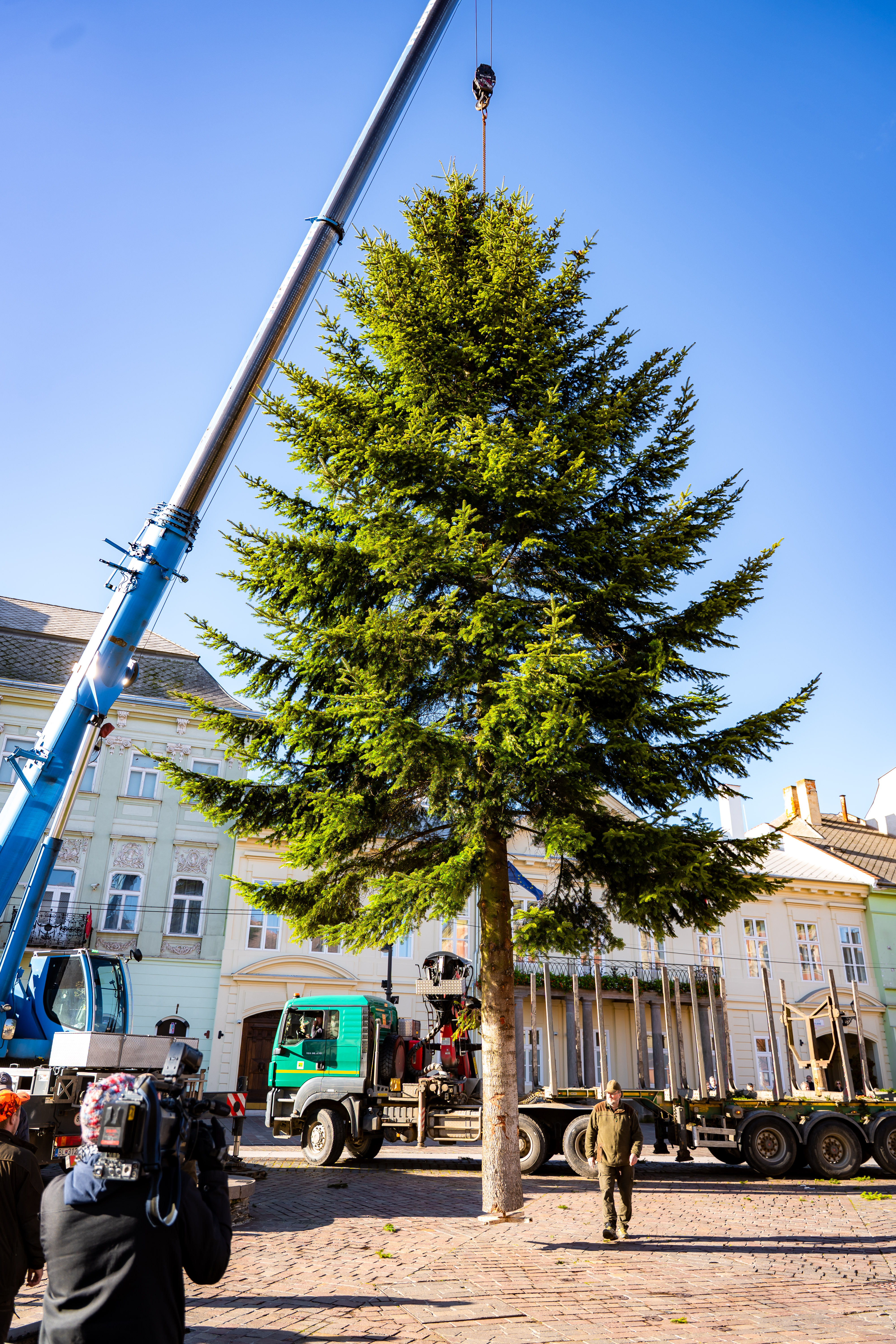 Umiestnovanie Vianocneho stromu-24